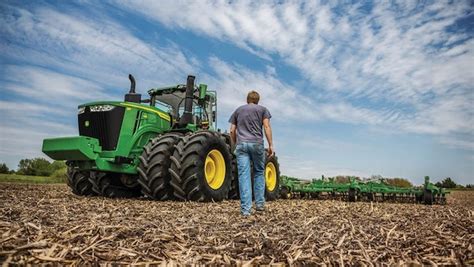 Maintaining Your Ecologically-Friendly Tractor: Essential Tips for Preserving Your Agricultural Machinery