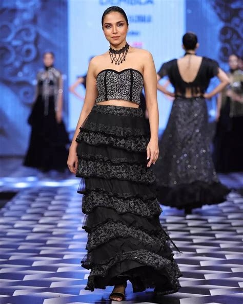 Manasi Moghe's Impact on the Fashion Industry