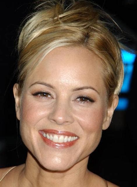 Maria Bello: Early Life and Education