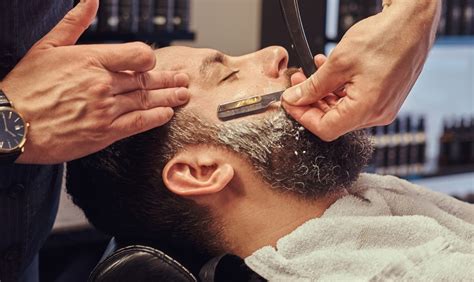 Master the Craft of Beard Trimming and Sculpting