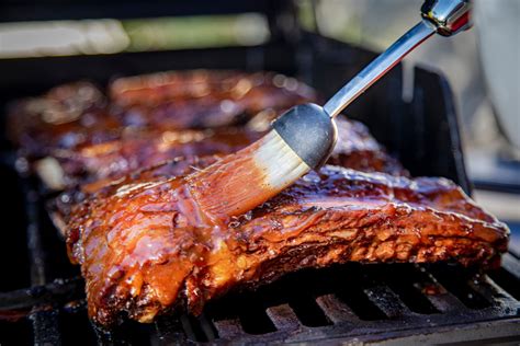 Mastering Marinades: Elevating the Flavor of Grilled Meat