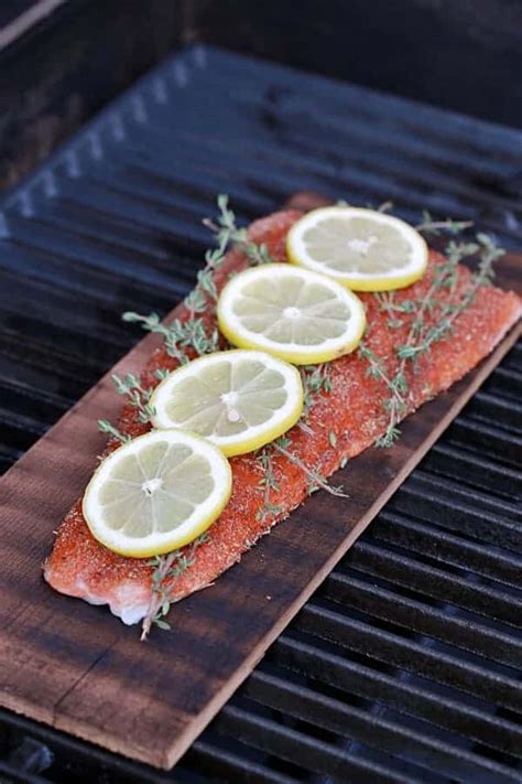 Mastering the Art of Grilling: Tips for Achieving a Smoky and Tender Salmon Fillet