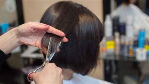 Mastering the Art of Hair Cut: Tips and Tricks for Beginners