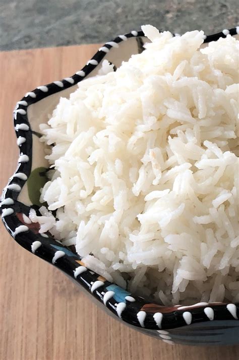 Mastering the Basics: Preparing Perfectly Fluffy White Rice