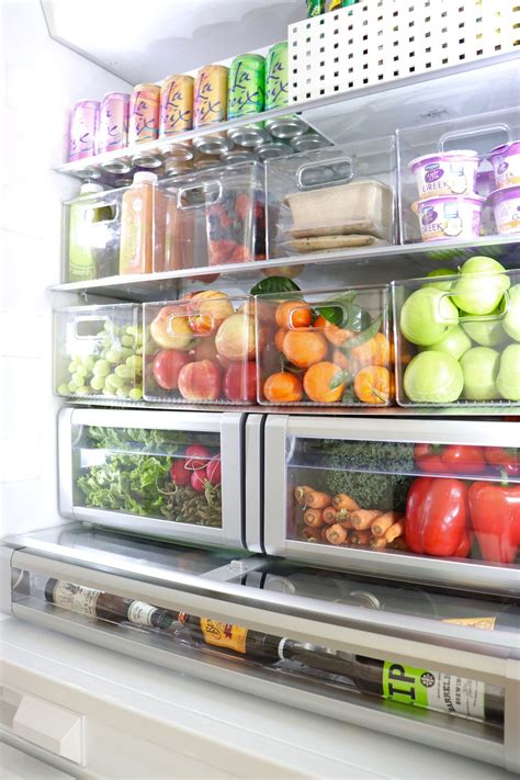 Maximizing Efficiency: Tidying Up and Arranging Your Fridge