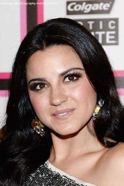 Mayte Perroni's Physical Appearance and Figure