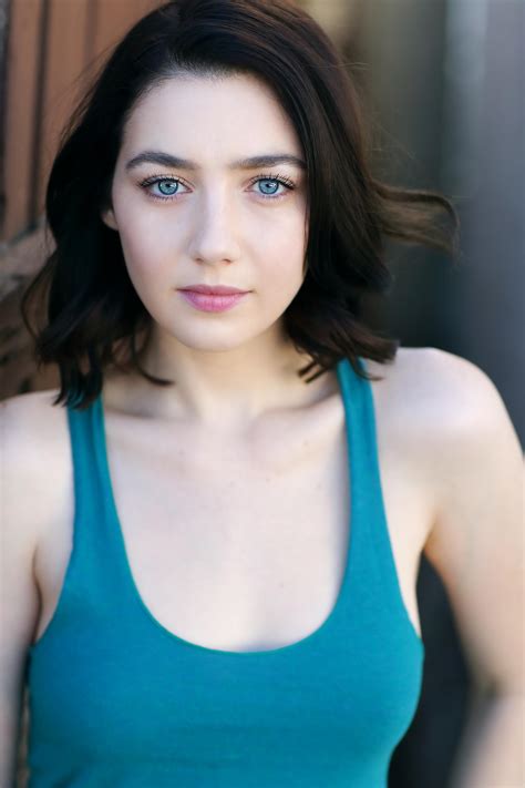 Meet the talented actress Natalie Dreyfuss