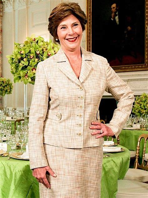 Merelin Bush's Style and Fashion Choices