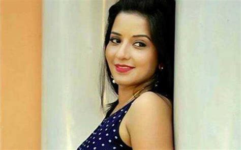 Mona Lisa Bigg Boss Season 10 Biography