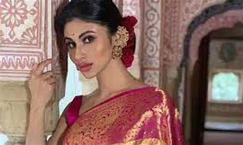 Mouni Roy: Personal Life Revealed