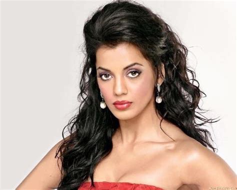 Mugdha Godse's Height: How tall is she?