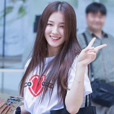 Nancy Jewel Momoland Education Background