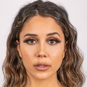 Net Worth and Earnings of Tianna Gregory