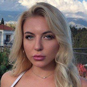 Net Worth of Brittanie Nash