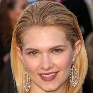 Net Worth of Claudia Lee