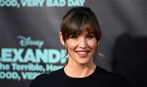 Net Worth of Jennifer Garner: What You Need to Know