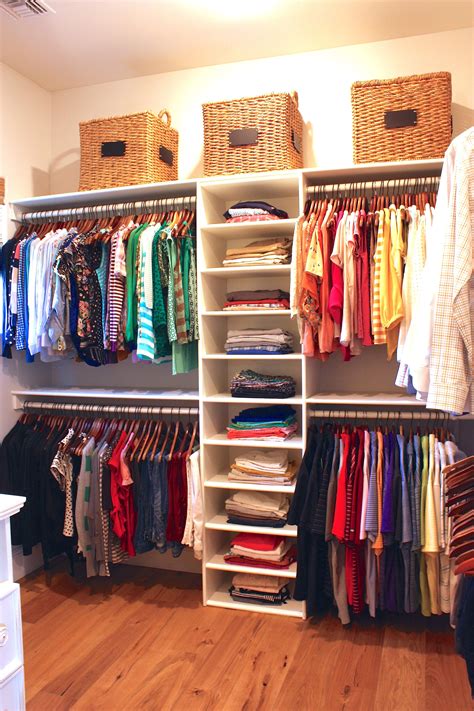 Organizing Your Clothes: Efficient Techniques for Maximizing Space