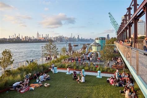 Outdoor Adventures: Parks, Gardens, and Waterfronts in the Vibrant City