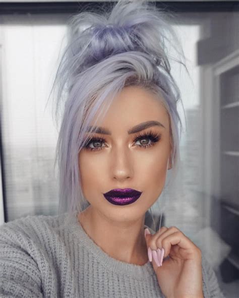 Pairing Your Lavender Tresses with Complementary Makeup and Apparel