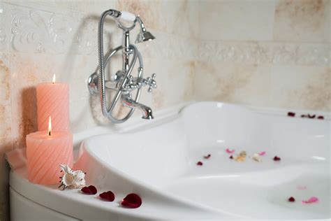 Pampering Yourself with Aromatherapy Shower Products