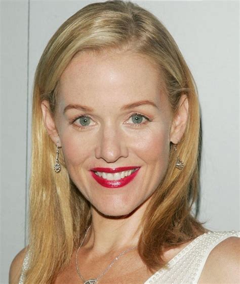 Penelope Ann Miller: A Brief Biography