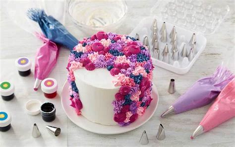 Perfecting Your Cake: Tips from the Masters