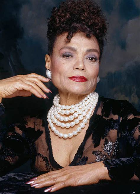 Personal Life and Relationships of the Enchanting Eartha Kitt