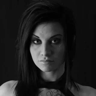 Phoebe Phelpz: A Brief Biography