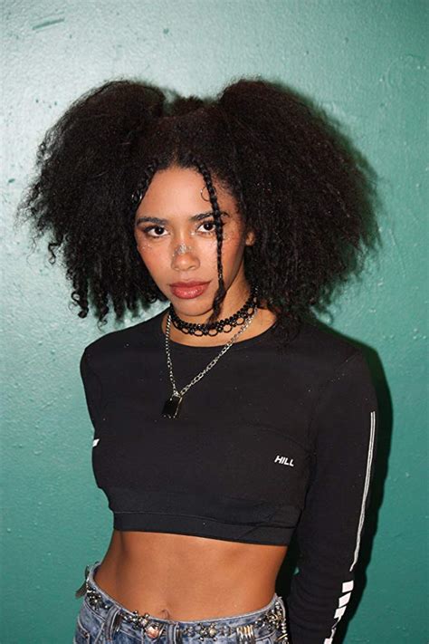 Physical Features of Herizen Guardiola