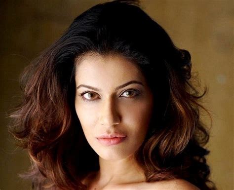 Physical Stats of Payal Rohatgi