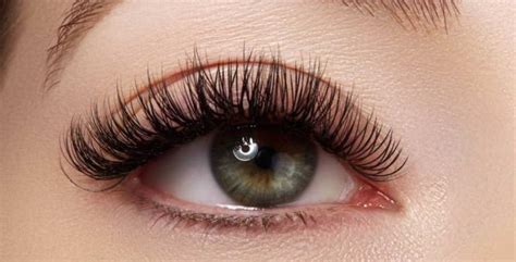 Possible Real-Life Factors that May Trigger Dreams About Cutting Eyelashes