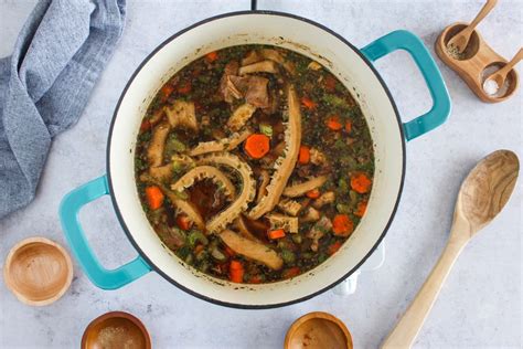 Preparing a Savory Tripe Soup: Step-by-Step Recipe Guide