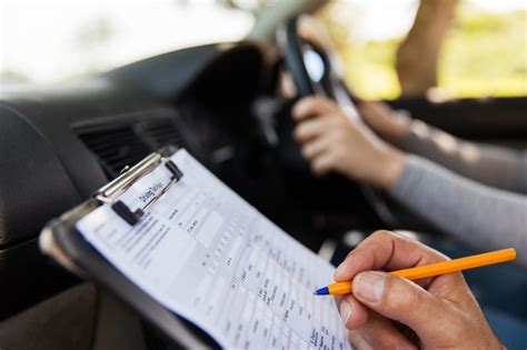 Preparing for the Test: Tips for Excelling at the Driving Examination