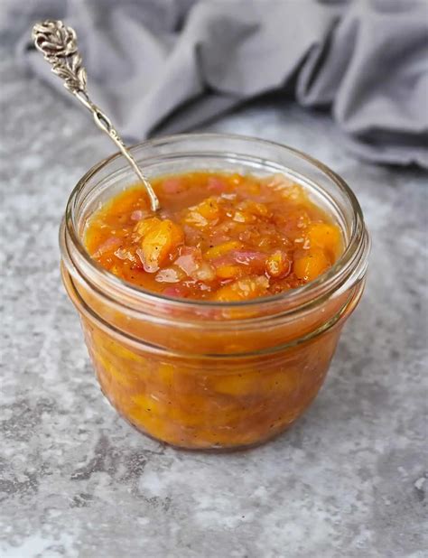 Preserving the Refreshing Taste: How to Make Green Mango Chutney