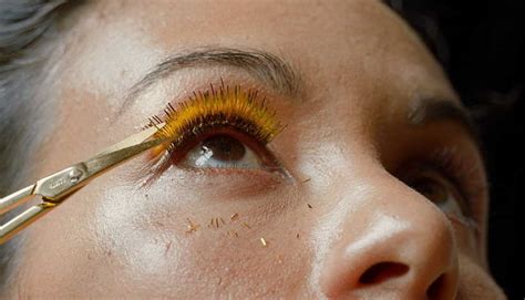 Psychological Insights into Dreams of Trimming Eyelashes