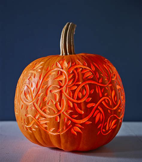 Pumpkin Carving: A Historic Tradition with Modern Creativity