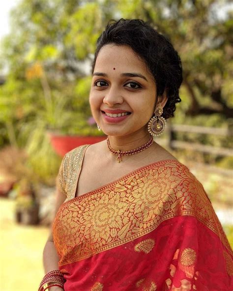 Rashmi Anpat Biography