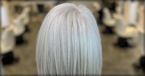 Reconnecting with the Past: Grey Hair as a Symbol of Nostalgia and Reflection in Dreams