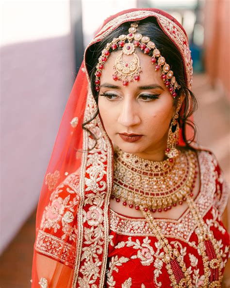 Reflection of Love, Passion, and Desire: The Alluring Significance of Red Clothing