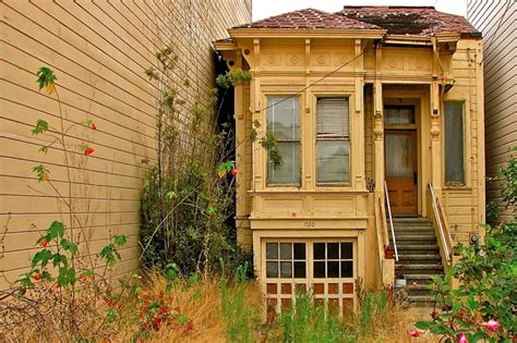 Reflection on Personal Neglect: What Do Dreams of a Dilapidated Home Signify?