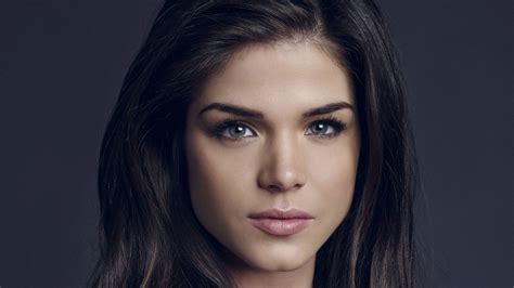 Relationships and Personal Life of Marie Avgeropoulos