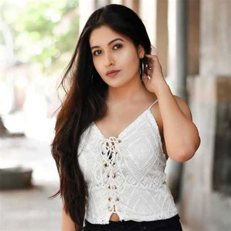 Ritu Chauhan's Early Life and Background