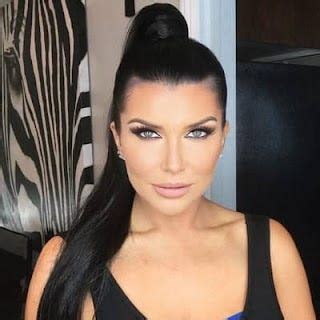 Romi Rain Childhood and Early Life