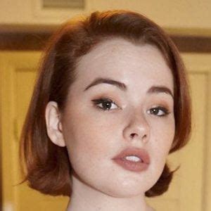 Sabrina Lynn Age: How old is she?