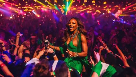 Samantha Mumba's Early Life and Career