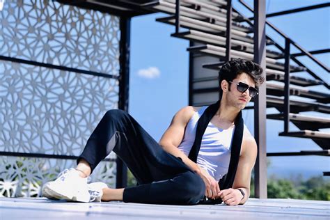 Samarthya Gupta's Physique and Fashion Sense