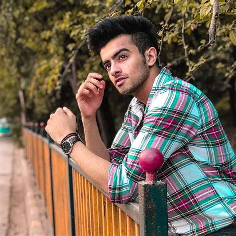 Sanket Mehta's Age and Height Revealed