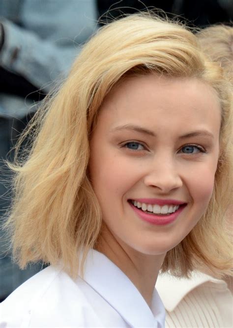 Sarah Gadon's Philanthropic Efforts