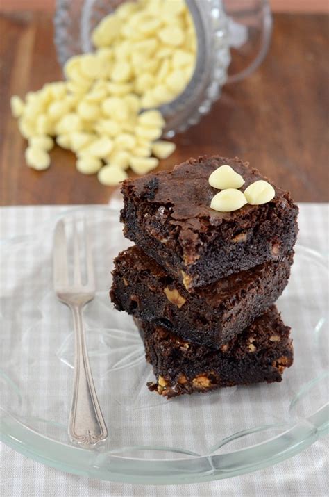 Satisfy Your Sweet Tooth with White Chocolate Fudge Brownies