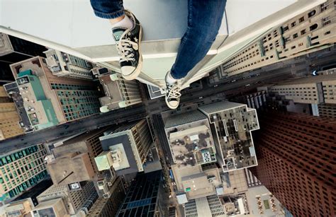 Seeking Expert Assistance for Acrophobia-related Dreams and Phobias